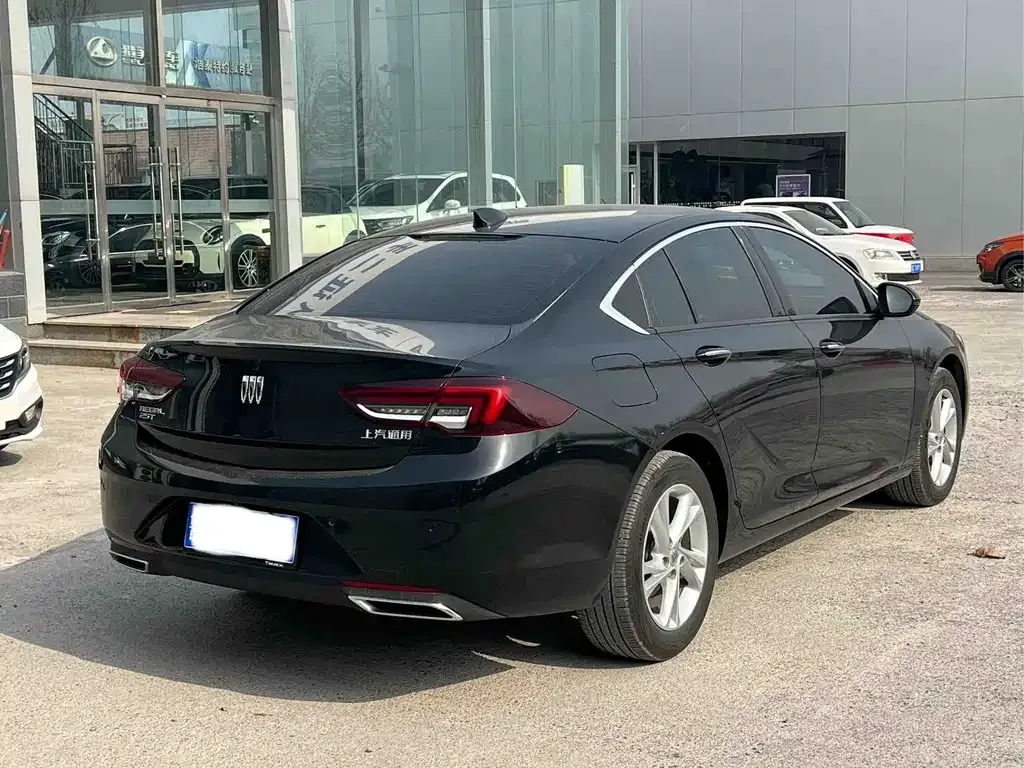 Buick Regal — фото 2