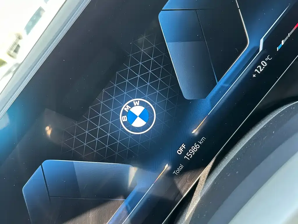 BMW 5 Series — фото 8