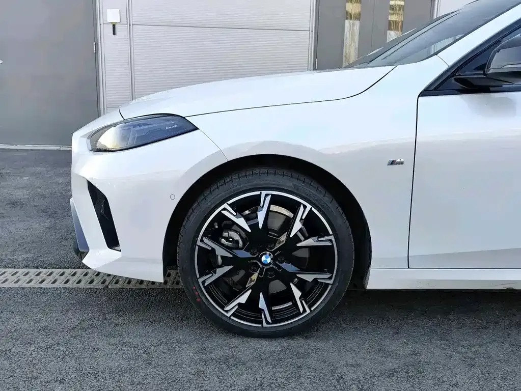 BMW 2 Series — фото 9
