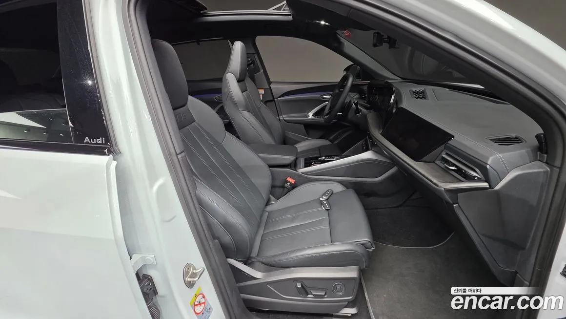 Audi Q5 2025 из KR, фото 7