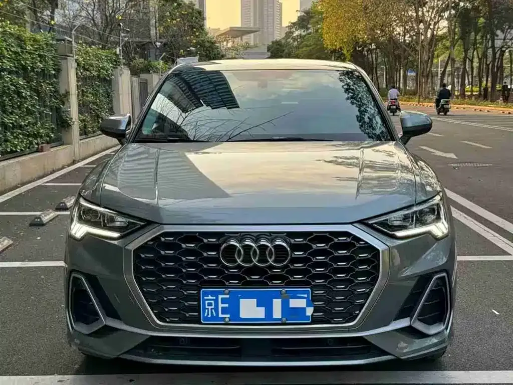 Audi Q3 Sportback 2021 из CN, фото 3