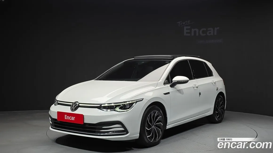 Volkswagen Golf 2022 из KR, фото 1