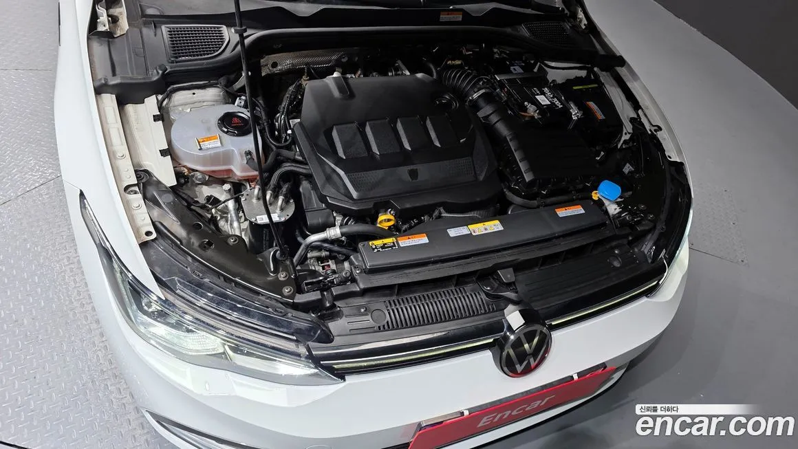 Volkswagen Golf 2022 из KR, фото 10