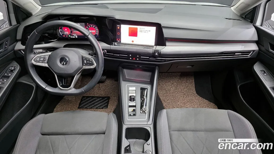 Volkswagen Golf 2022 из KR, фото 9