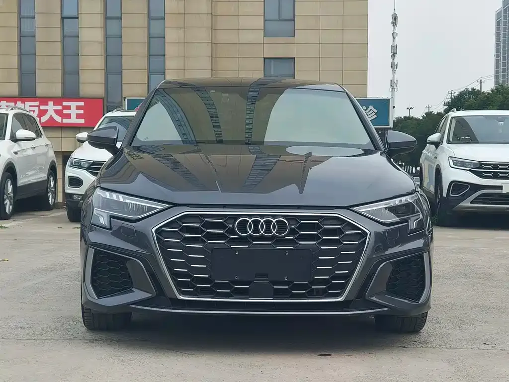 Audi A3 2023 из CN, фото 6