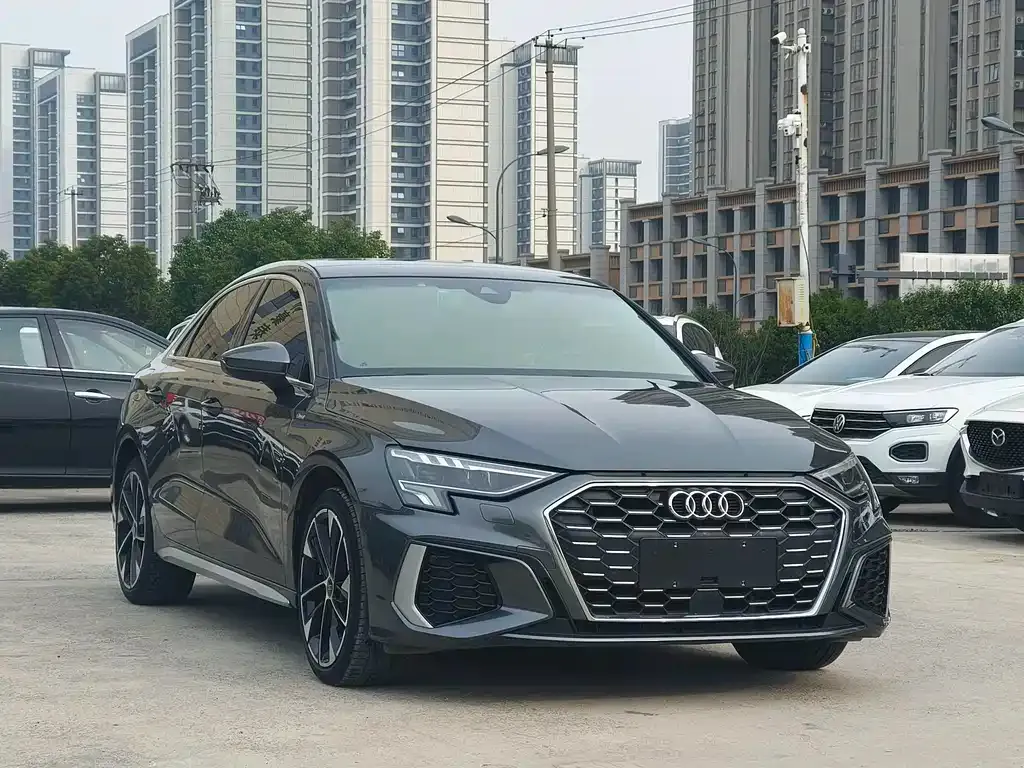 Audi A3 2023 из CN, фото 3