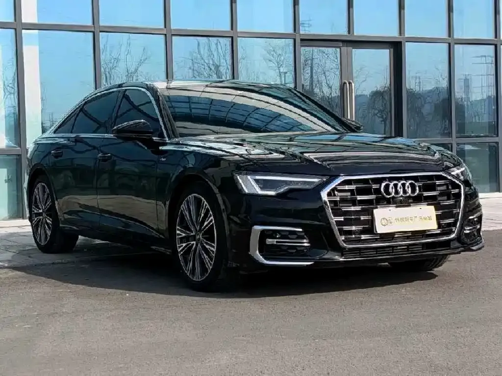 Audi A6L — фото 7