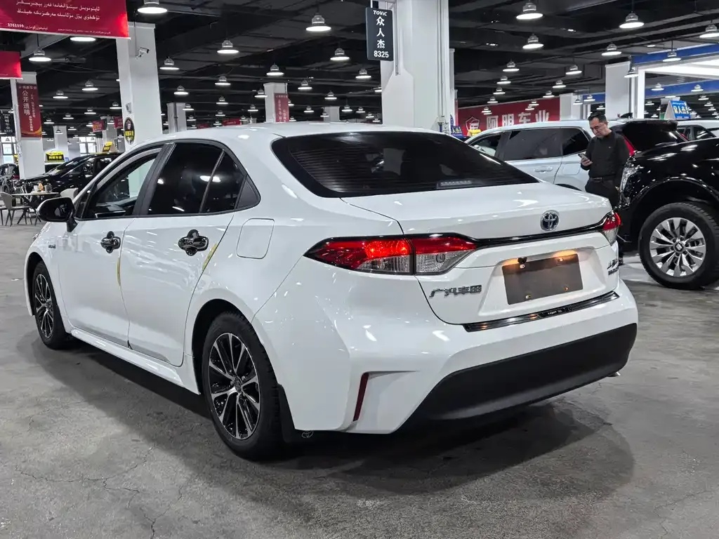 Toyota Levin 2024 из CN, фото 2