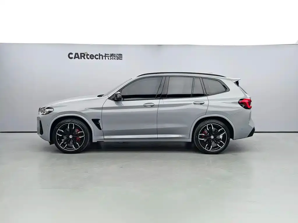 BMW X3 M40i 2023 из CN, фото 2