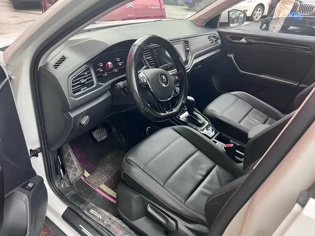 Volkswagen T-Roc 2022 из CN, фото 4