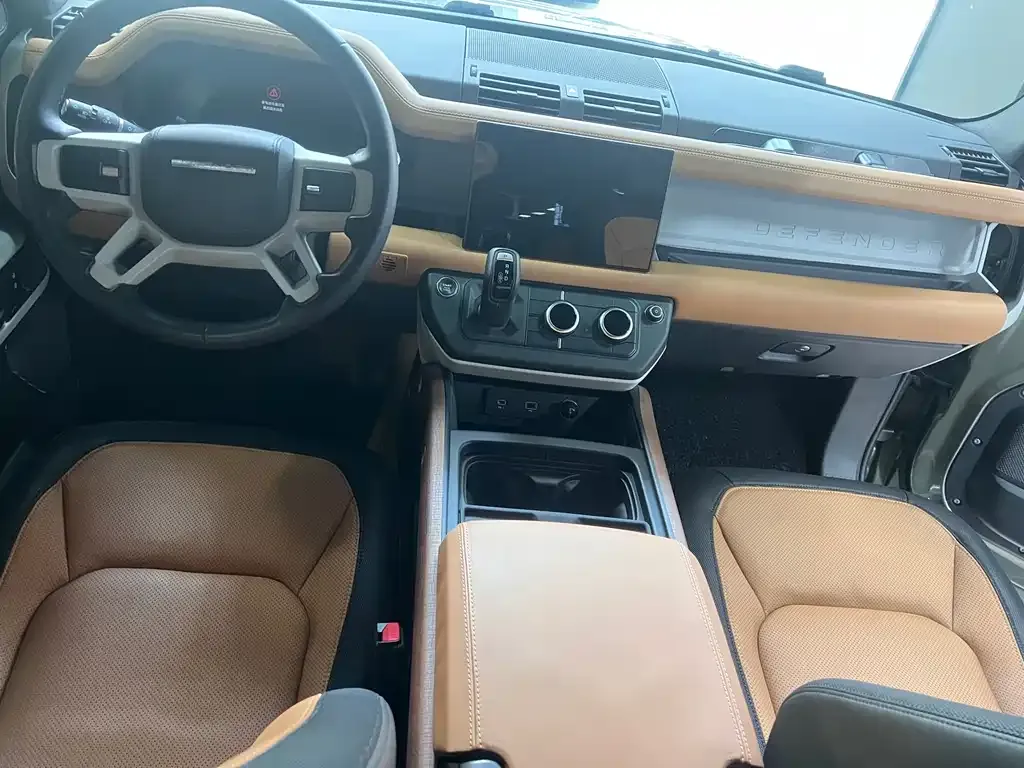 Land Rover Defender 2023 из CN, фото 3