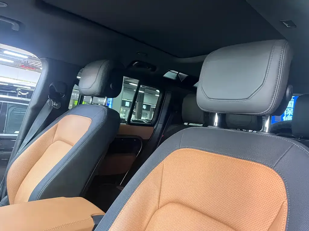 Land Rover Defender 2023 из CN, фото 7