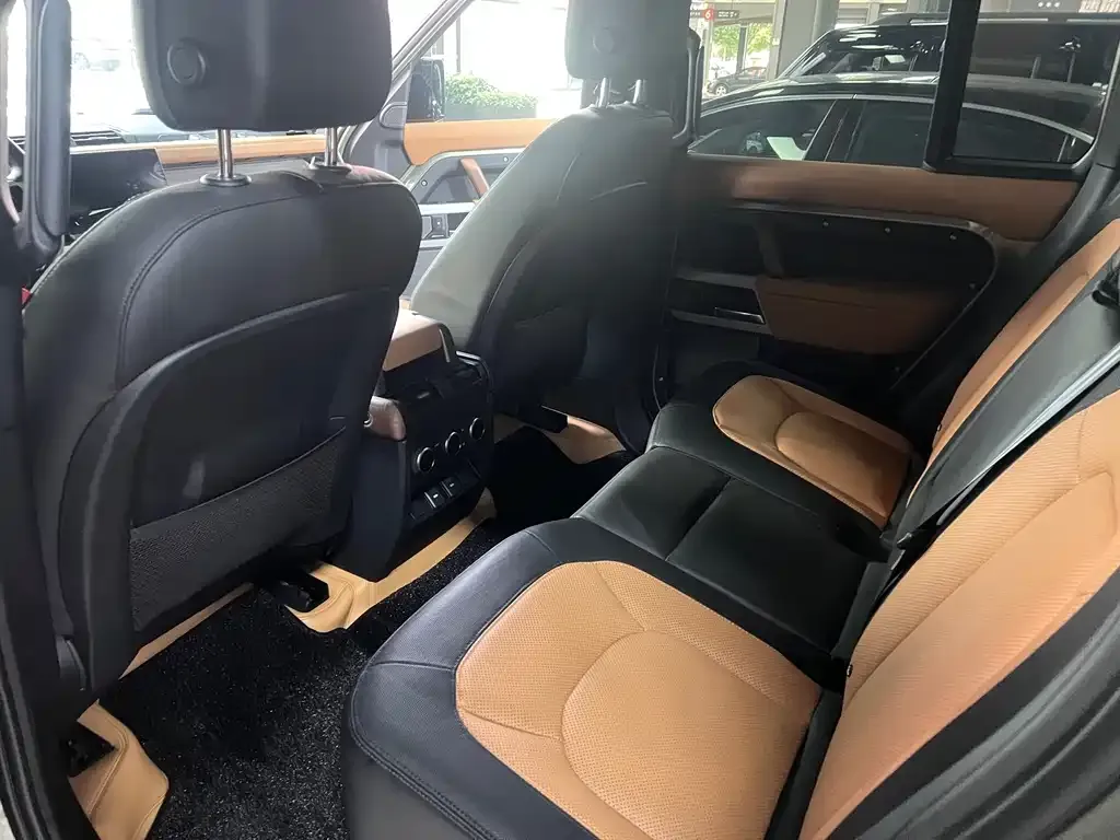 Land Rover Defender 2023 из CN, фото 4
