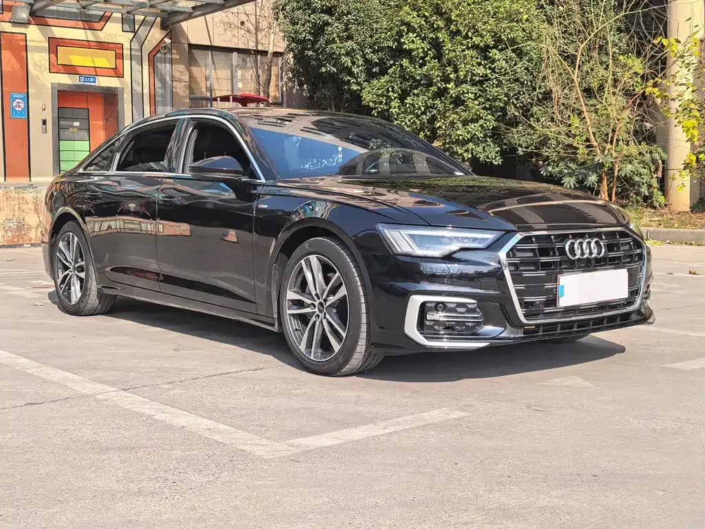 Audi A6L — фото 9