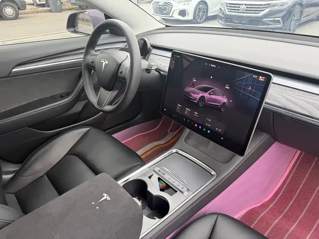 Tesla Model 3 — фото 5