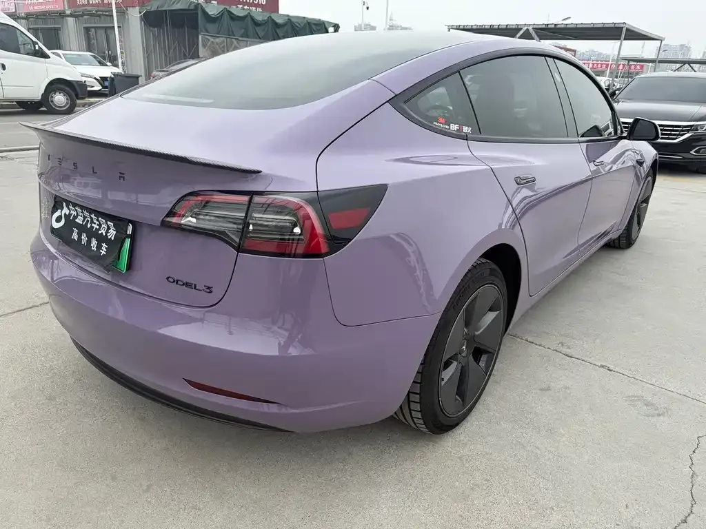 Tesla Model 3 — фото 2