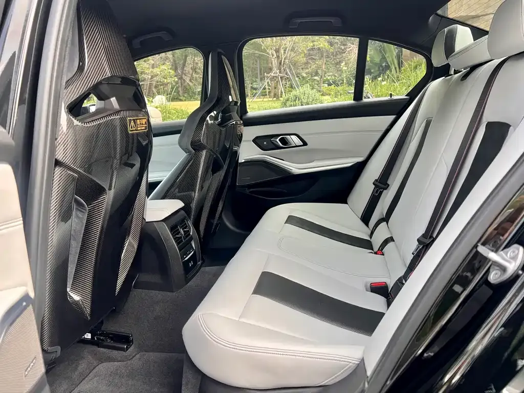 BMW M3 2025 из CN, фото 7