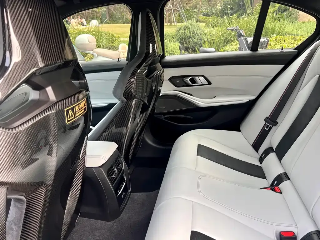 BMW M3 2025 из CN, фото 3