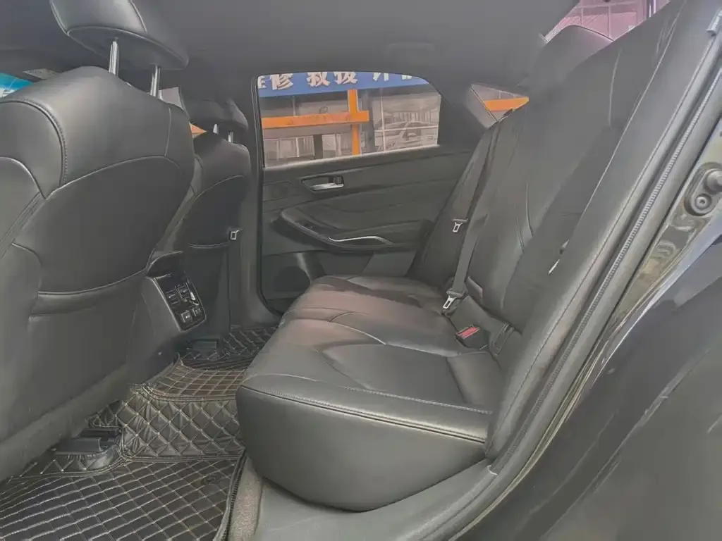 Toyota Avalon 2022 из CN, фото 10