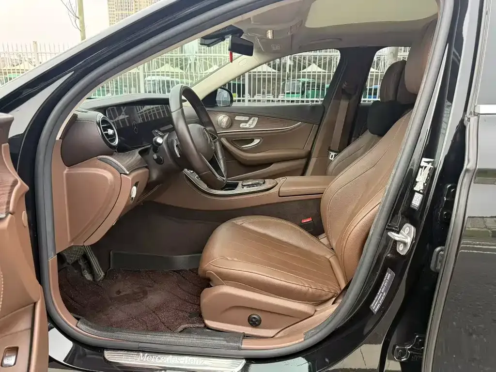Mercedes-Benz E-Class 2021 из CN, фото 7