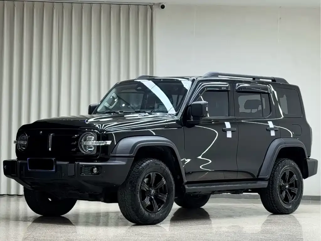 Tank 300 — фото 1