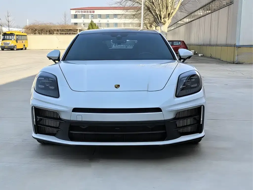 Porsche Panamera 2025 из CN, фото 4