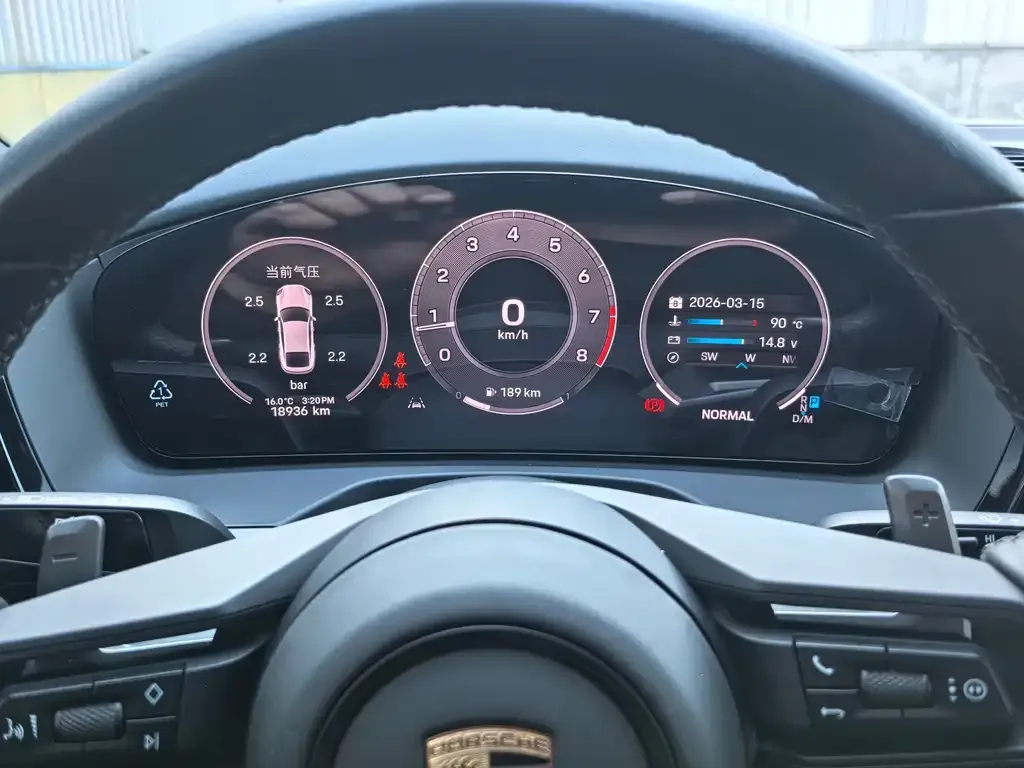 Porsche Panamera 2025 из CN, фото 10