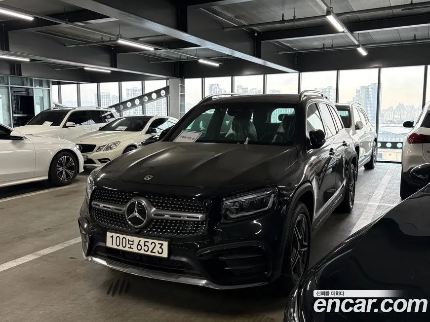 Mercedes-Benz GLB-Class — фото 1
