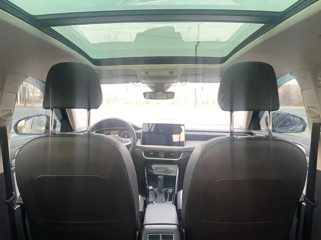 Volkswagen Tayron 2023 из CN, фото 2
