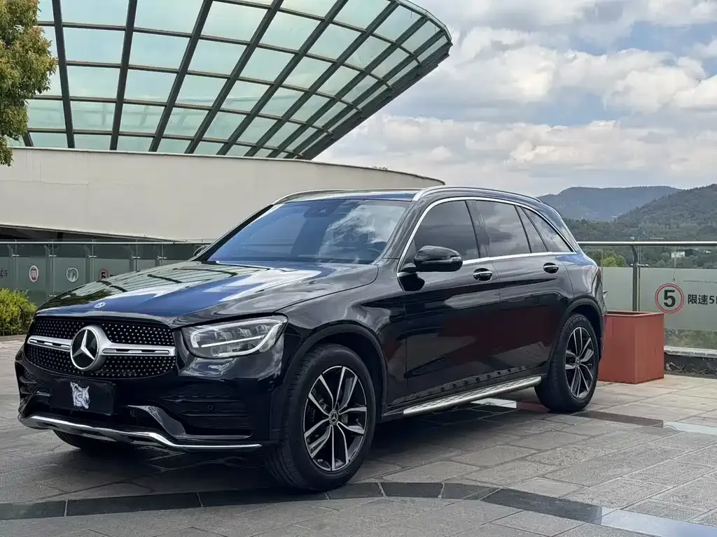 Mercedes-Benz GLC — фото 1