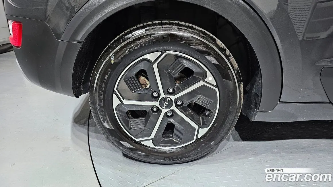 Kia Niro — фото 10