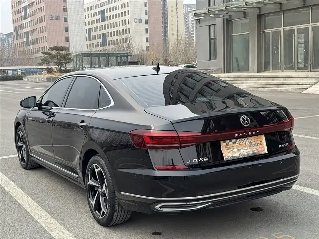 Volkswagen Passat — фото 4