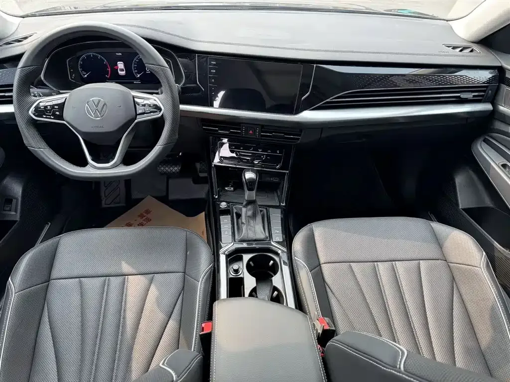 Volkswagen Passat — фото 2