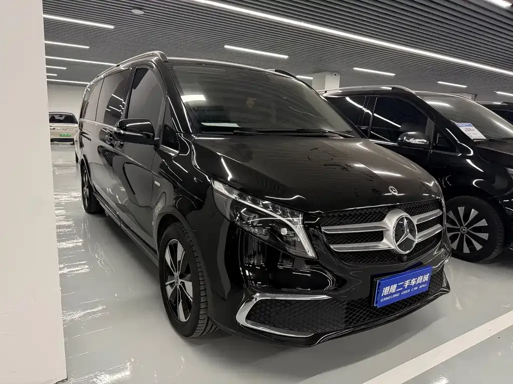 Mercedes-Benz V-Class 2023 из CN, фото 3
