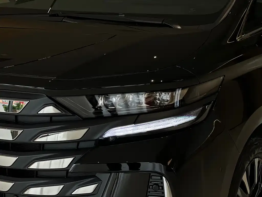 Toyota Vellfire 2024 из CN, фото 9