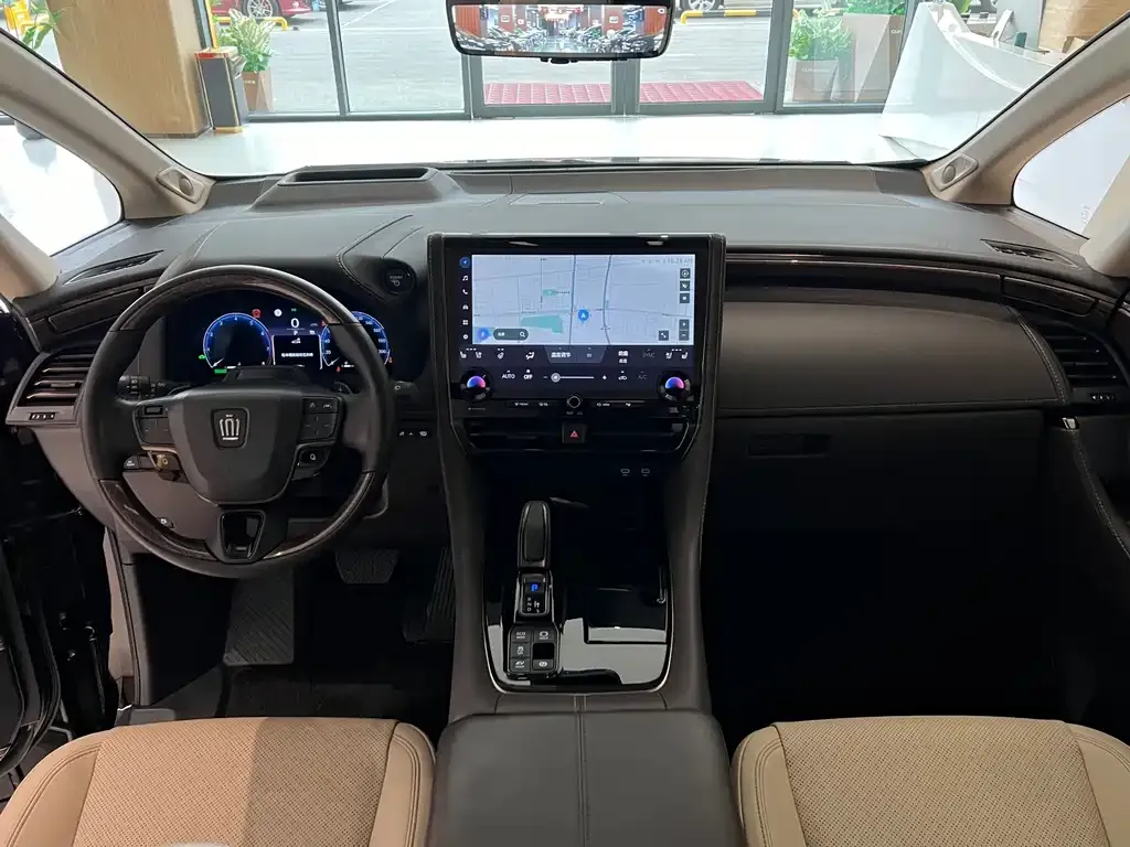 Toyota Vellfire 2024 из CN, фото 10