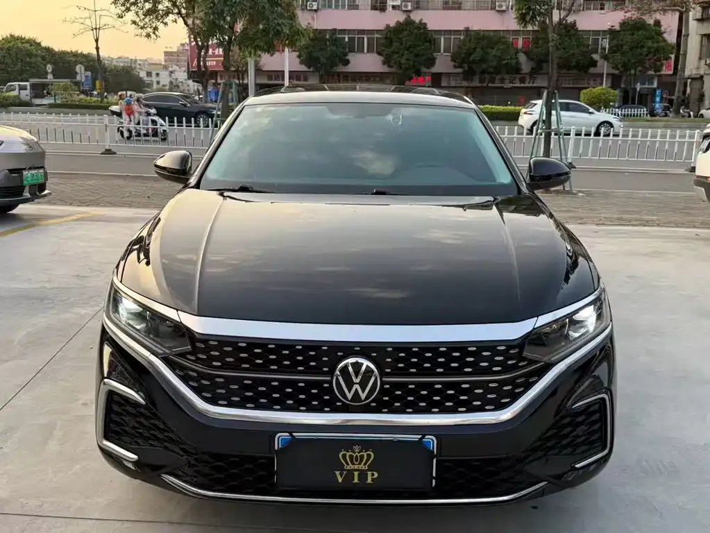 Volkswagen Passat 2022 из CN, фото 4