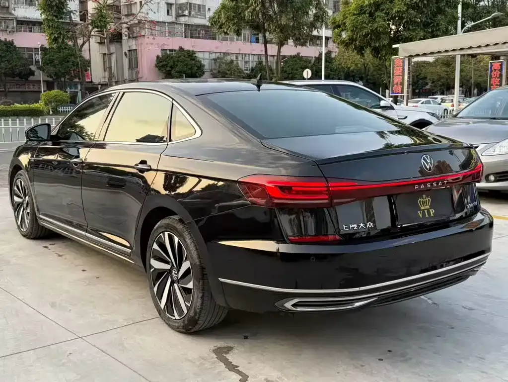 Volkswagen Passat 2022 из CN, фото 3