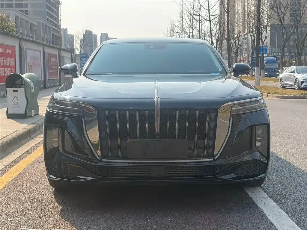 Hongqi H9 — фото 5