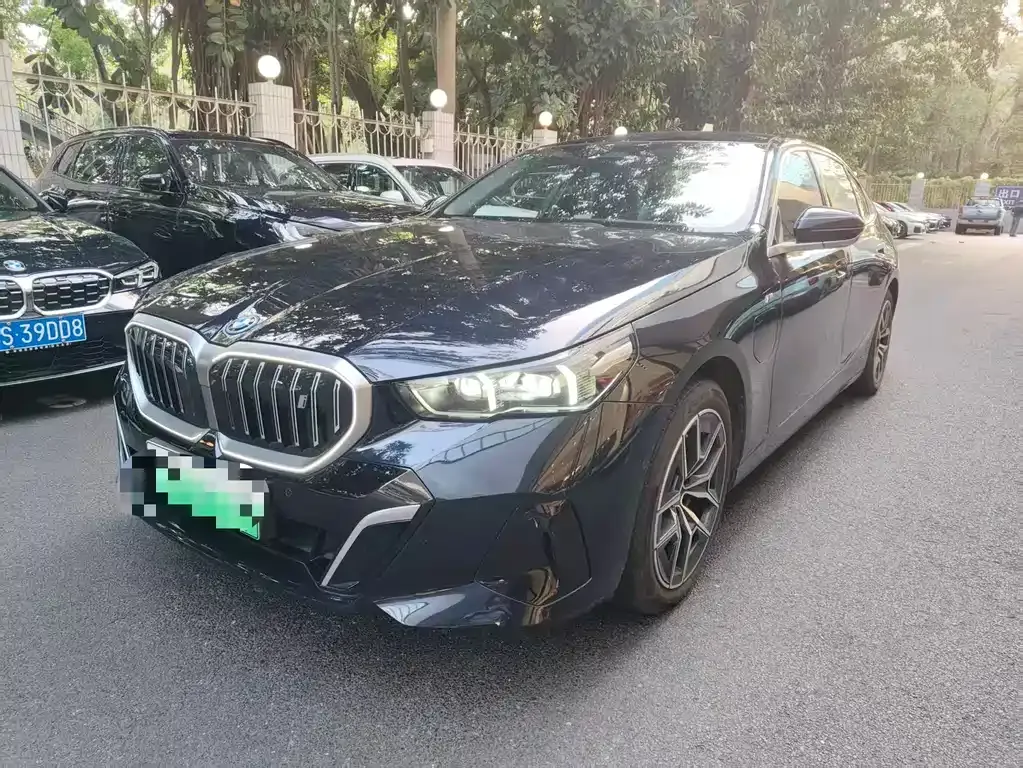BMW i5 2025 из CN, фото 1