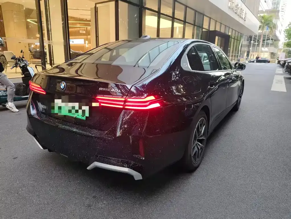 BMW i5 2025 из CN, фото 7
