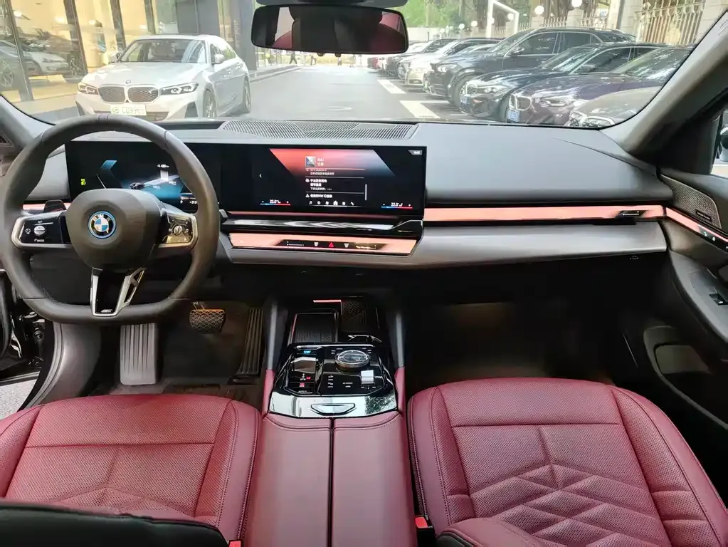 BMW i5 2025 из CN, фото 9