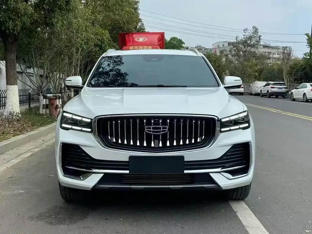 Geely Xingyue L — фото 1
