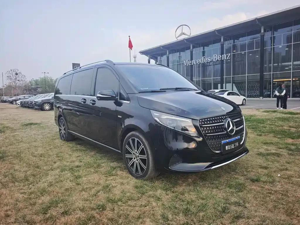 Mercedes-Benz V-Class 2025 из CN, фото 5