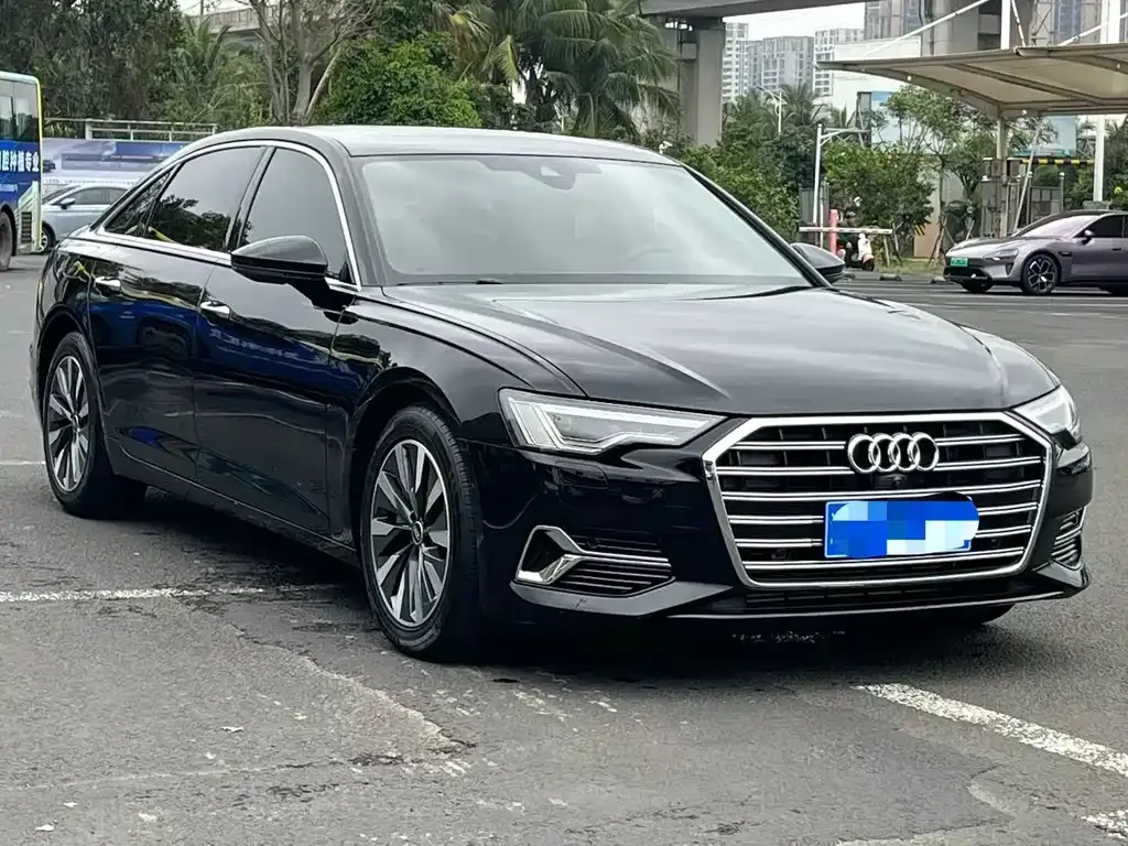 Audi A6L 2023 из CN, фото 5