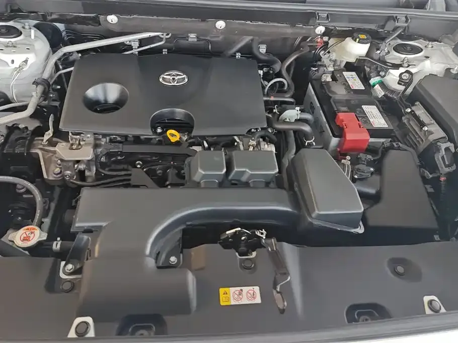 Toyota RAV4 2024 из CN, фото 2