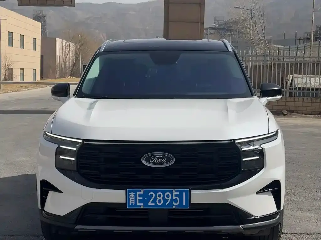 Ford Edge 2025 из CN, фото 4