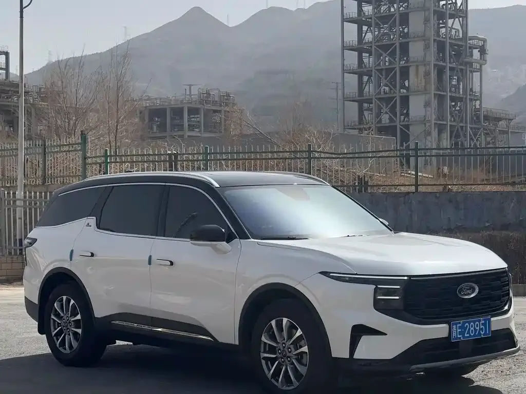 Ford Edge 2025 из CN, фото 7