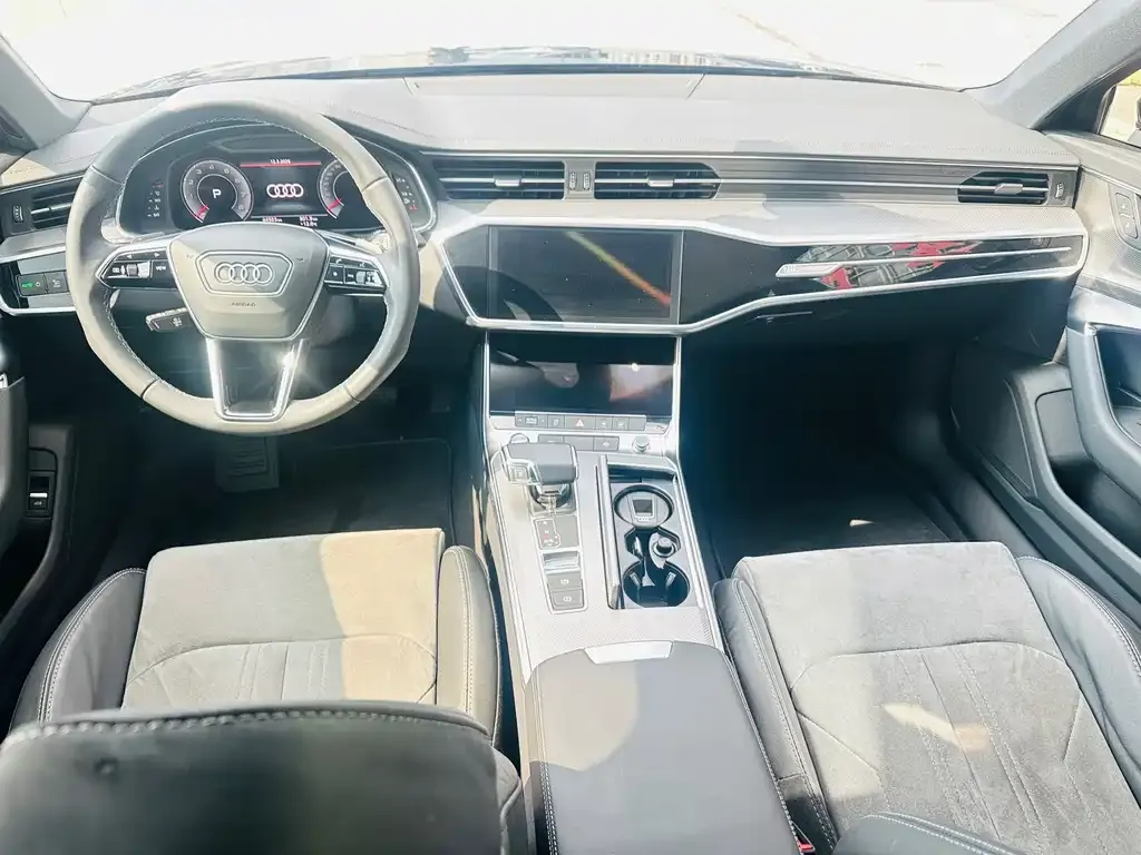 Audi A6L 2021 из CN, фото 2