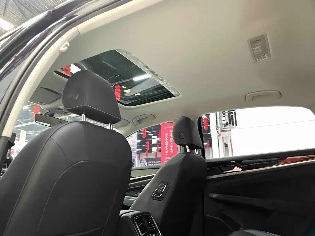 Volkswagen Passat — фото 2